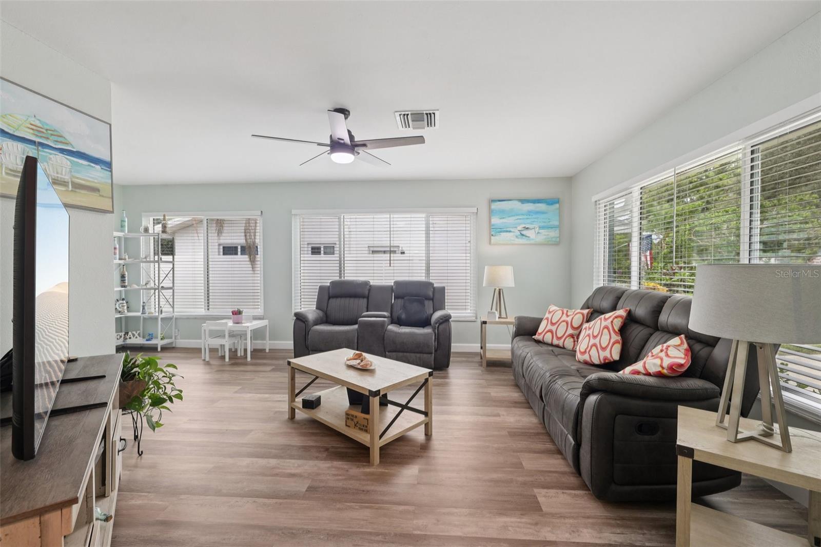 1004-1 PENINSULA AVE, TARPON SPRINGS, FL, 34689