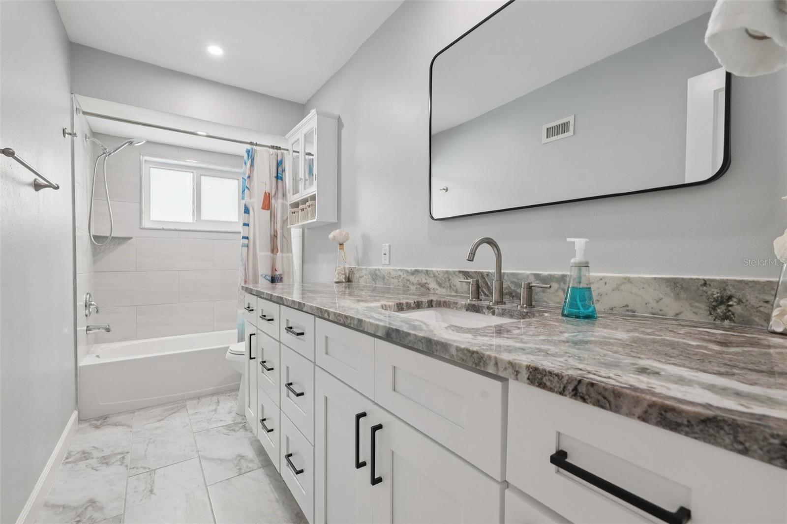 1004-1 PENINSULA AVE, TARPON SPRINGS, FL, 34689