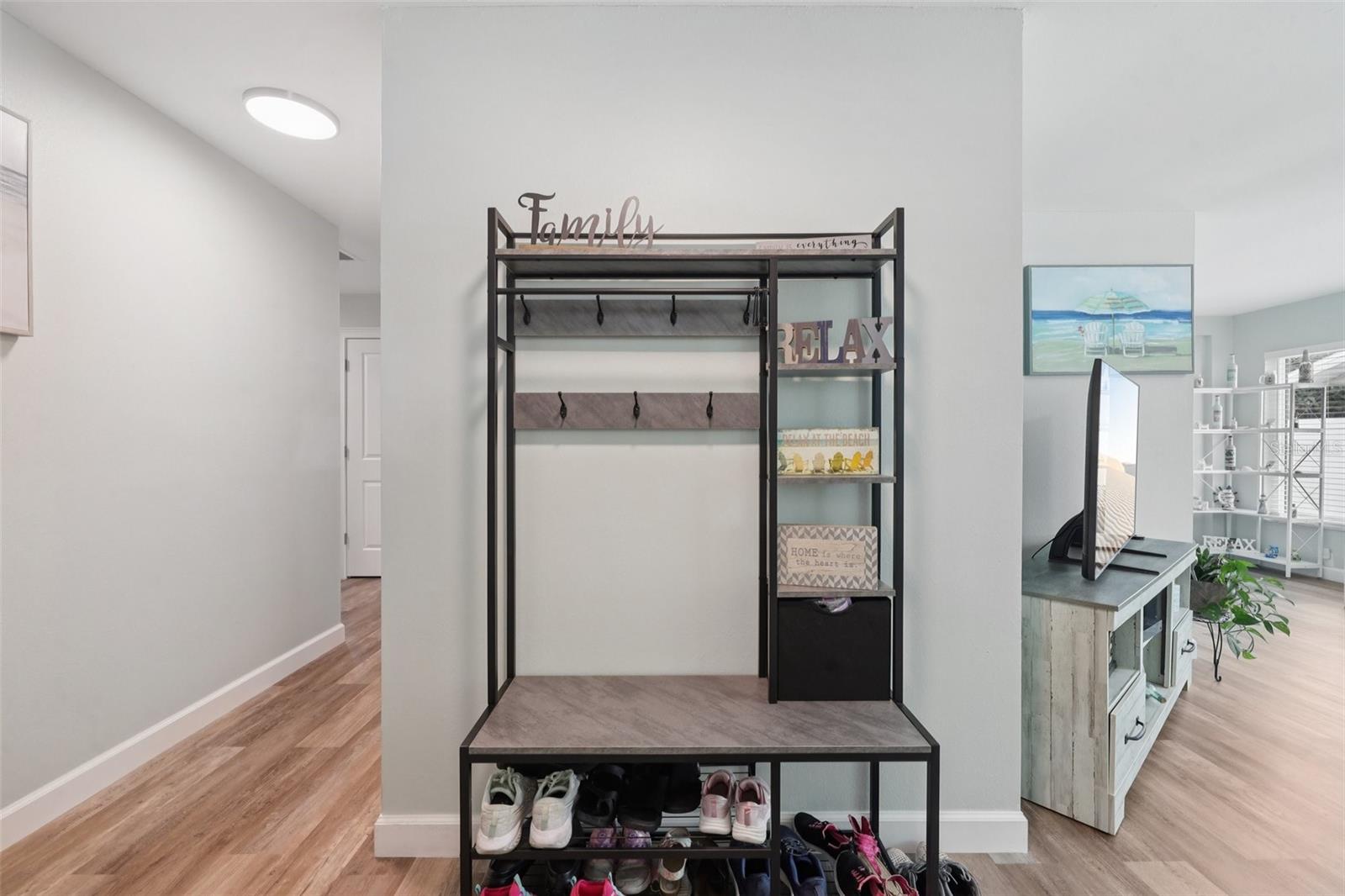 1004-1 PENINSULA AVE, TARPON SPRINGS, FL, 34689