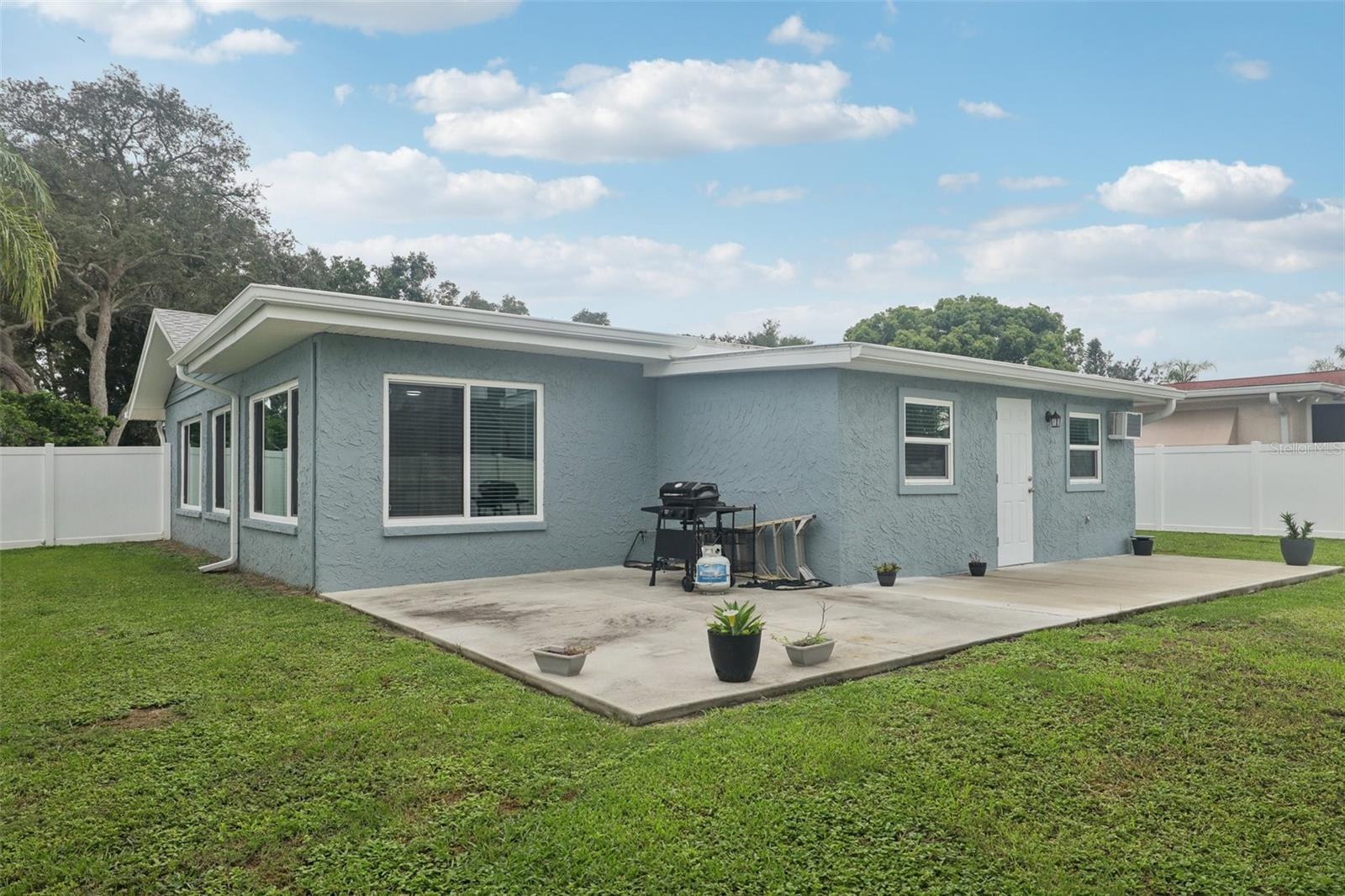 1004-1 PENINSULA AVE, TARPON SPRINGS, FL, 34689