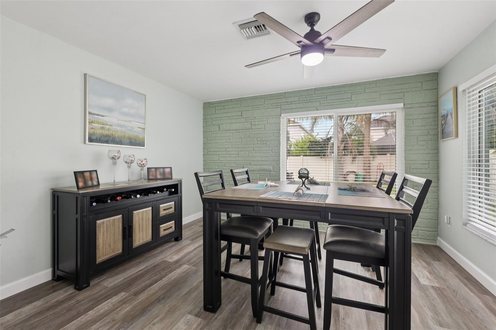 1004-1 PENINSULA AVE, TARPON SPRINGS, FL, 34689