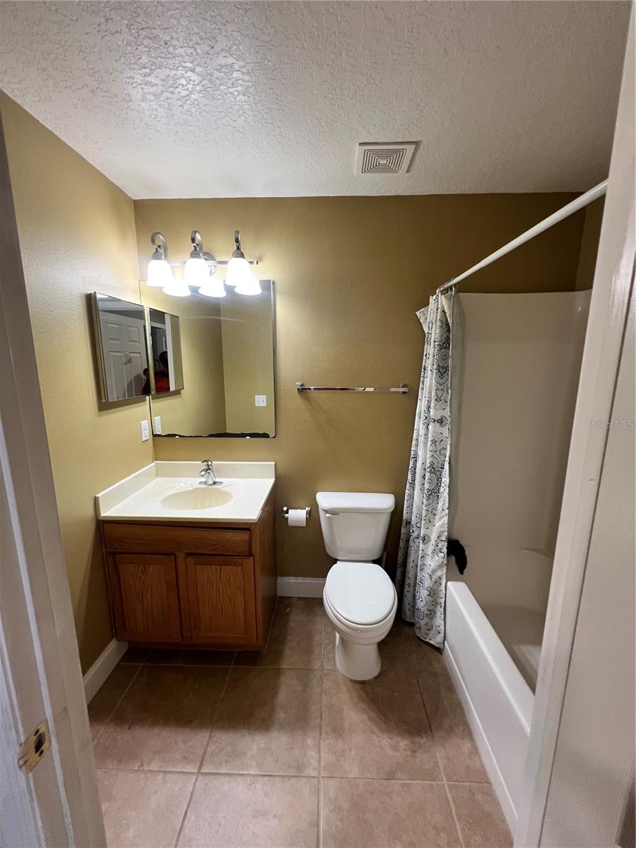 421 NW HELICON AVE NW, PALM BAY, FL, 32907