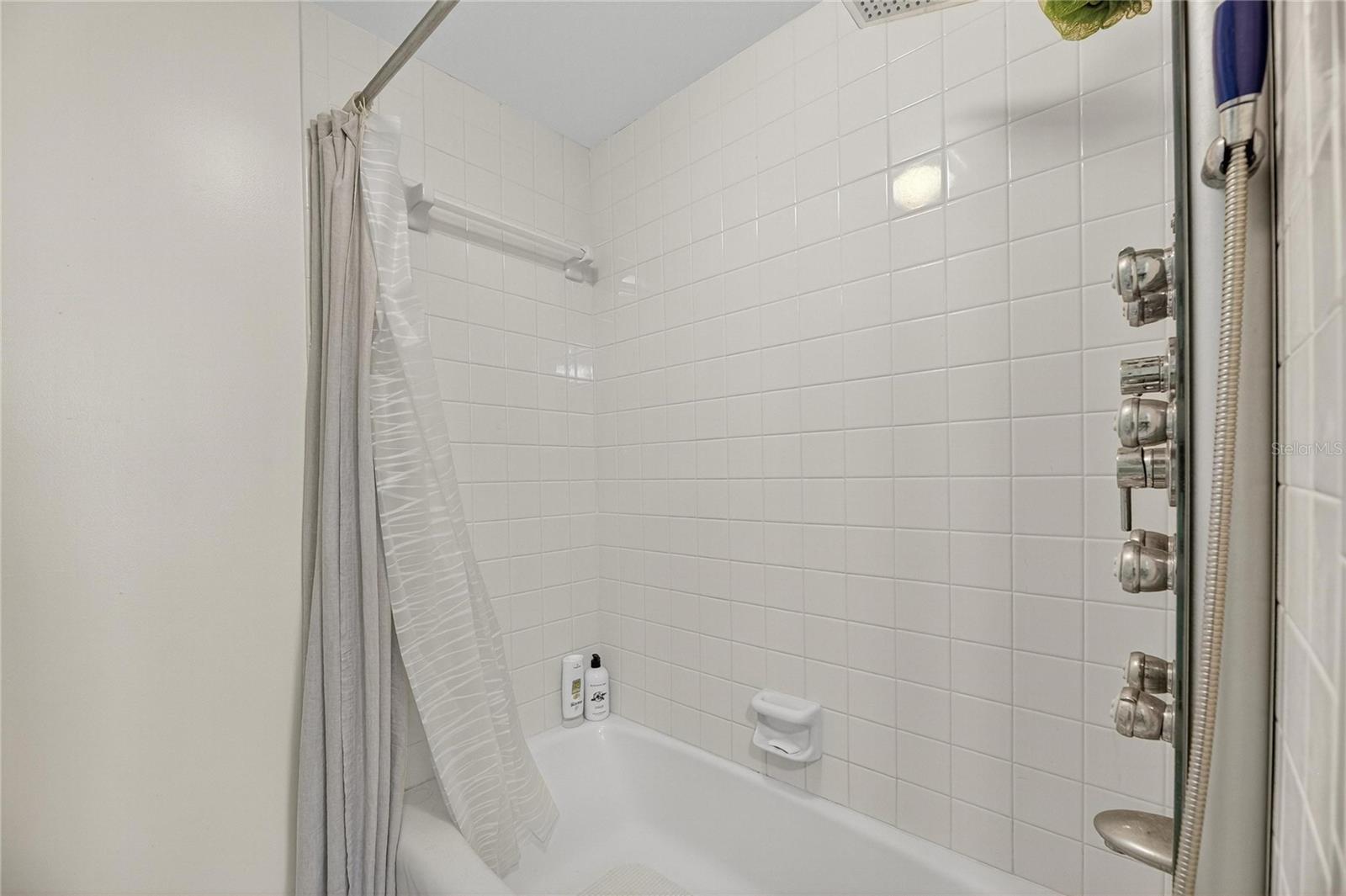 7100 SUNSHINE SKYWAY LN S #503, ST PETERSBURG, FL, 33711