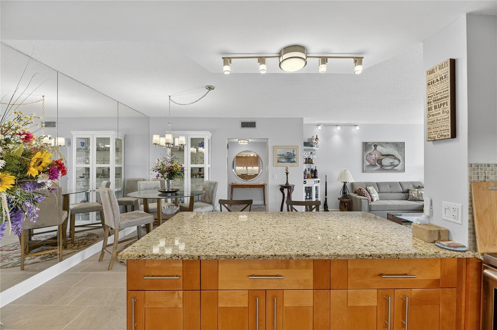 7100 SUNSHINE SKYWAY LN S #503, ST PETERSBURG, FL, 33711