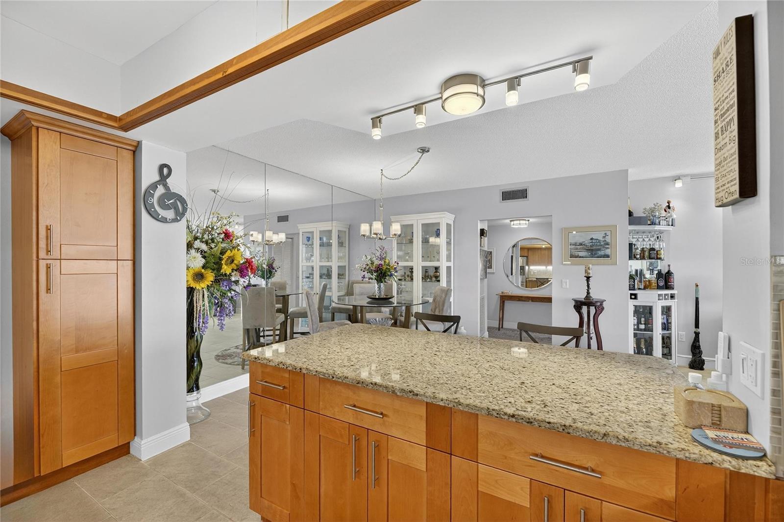 7100 SUNSHINE SKYWAY LN S #503, ST PETERSBURG, FL, 33711