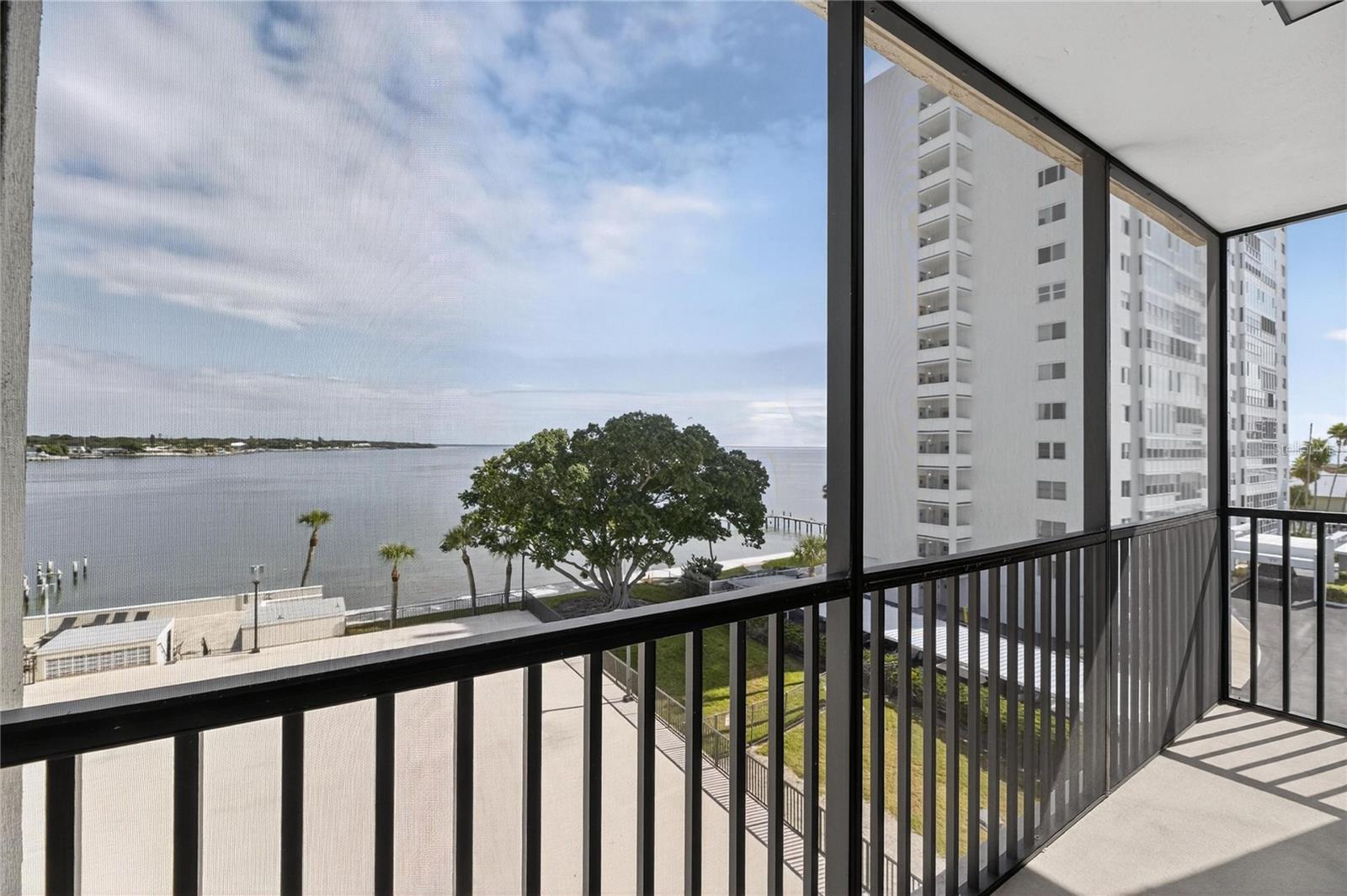 7100 SUNSHINE SKYWAY LN S #503, ST PETERSBURG, FL, 33711