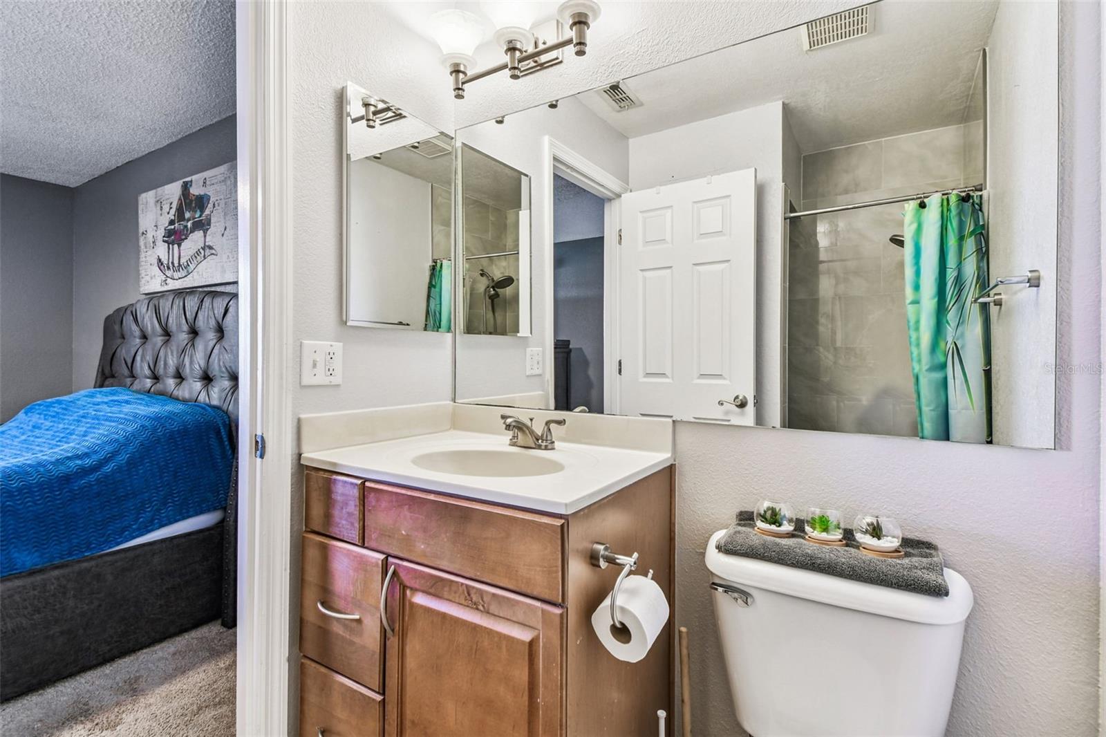 10101 SAILWINDS BLVD S #203, LARGO, FL, 33773