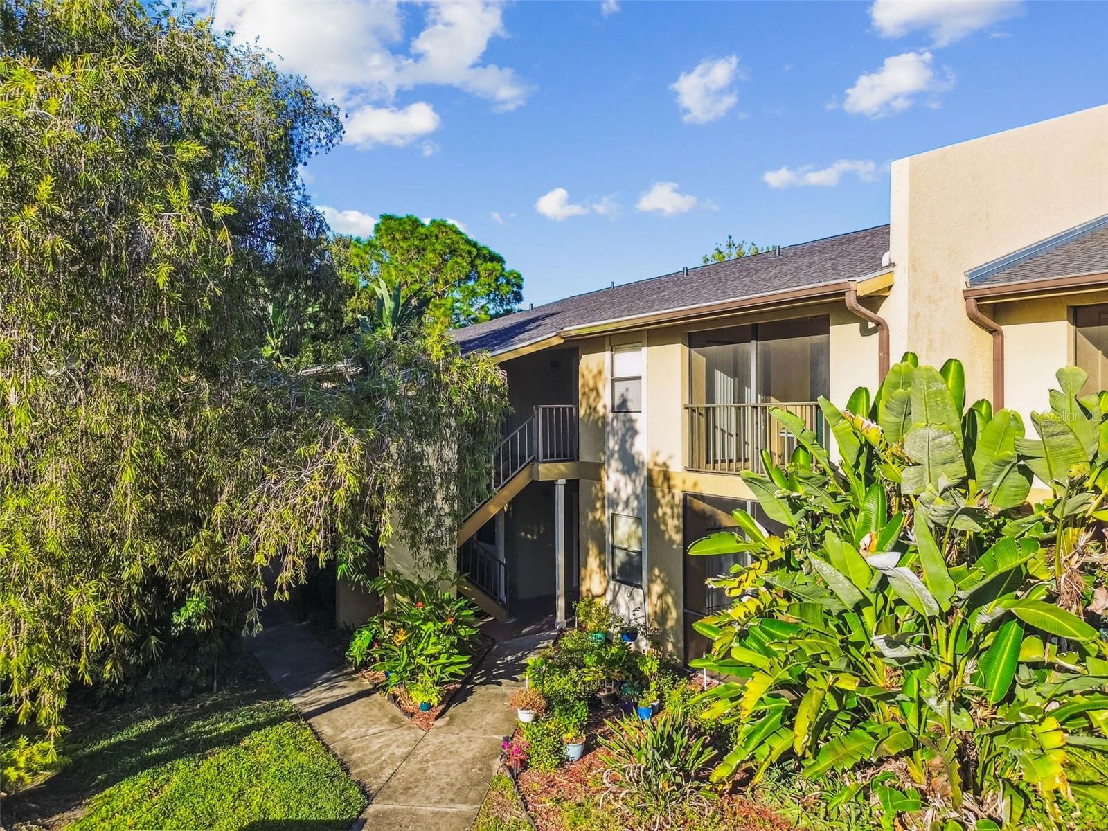 10101 SAILWINDS BLVD S #203, LARGO, FL, 33773