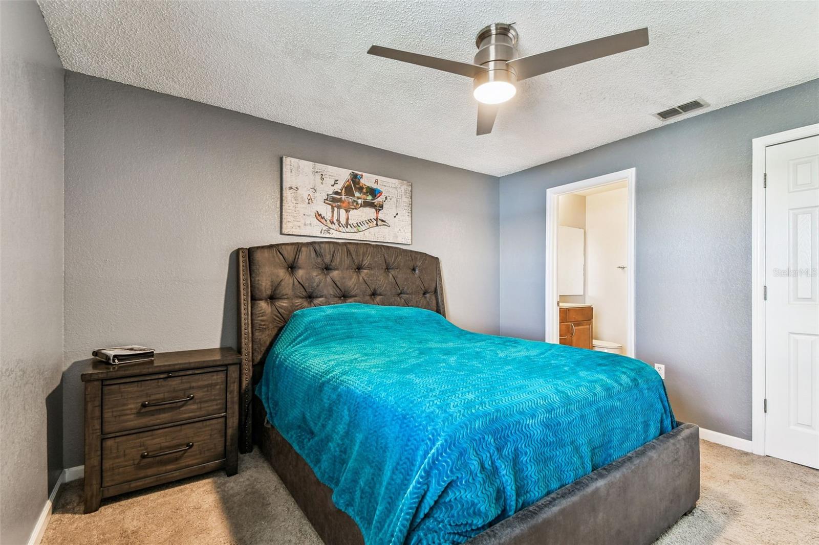 10101 SAILWINDS BLVD S #203, LARGO, FL, 33773