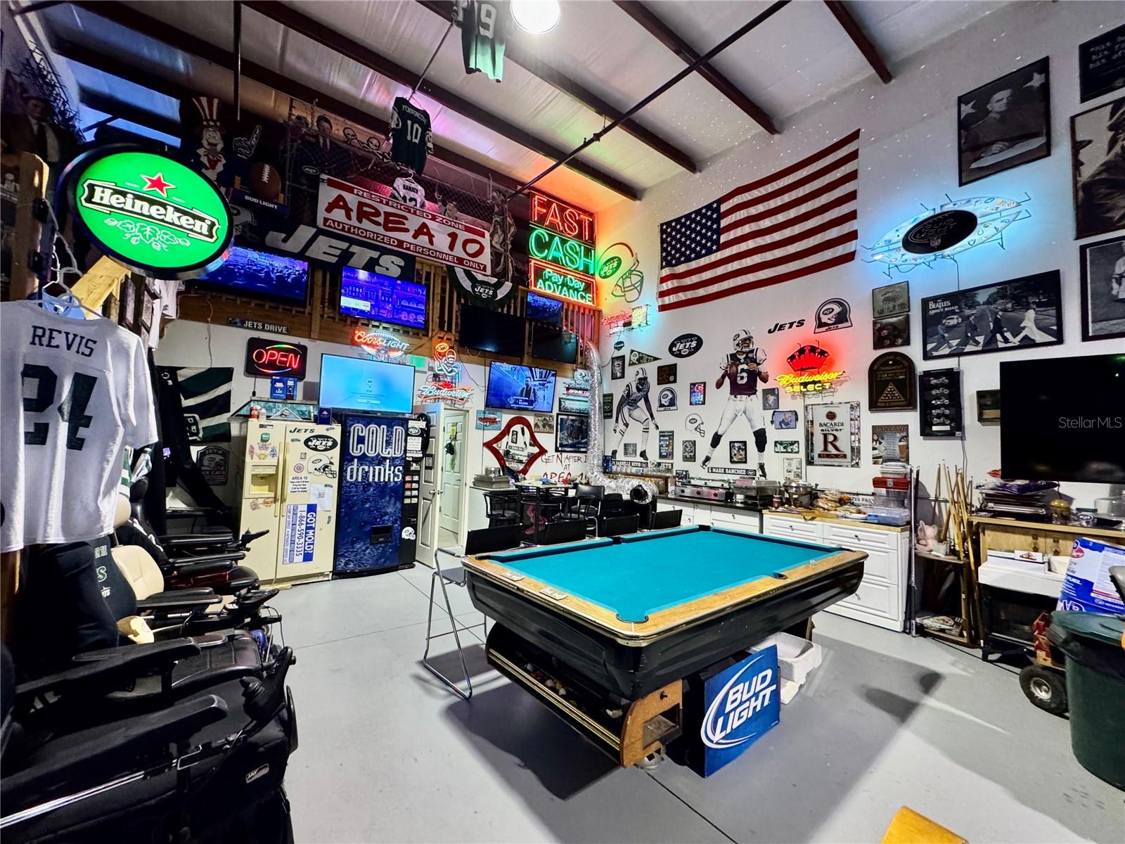 KNIGHTS TRAIL BUS SUITES BLDG B, NOKOMIS, FL, 34275