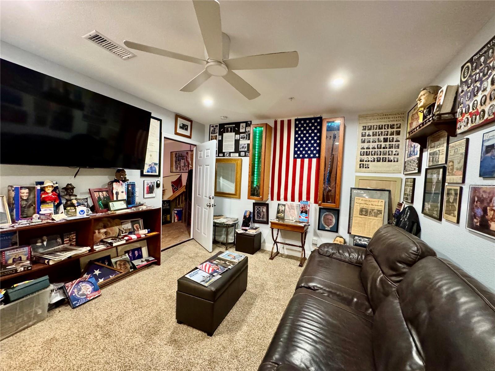 KNIGHTS TRAIL BUS SUITES BLDG B, NOKOMIS, FL, 34275