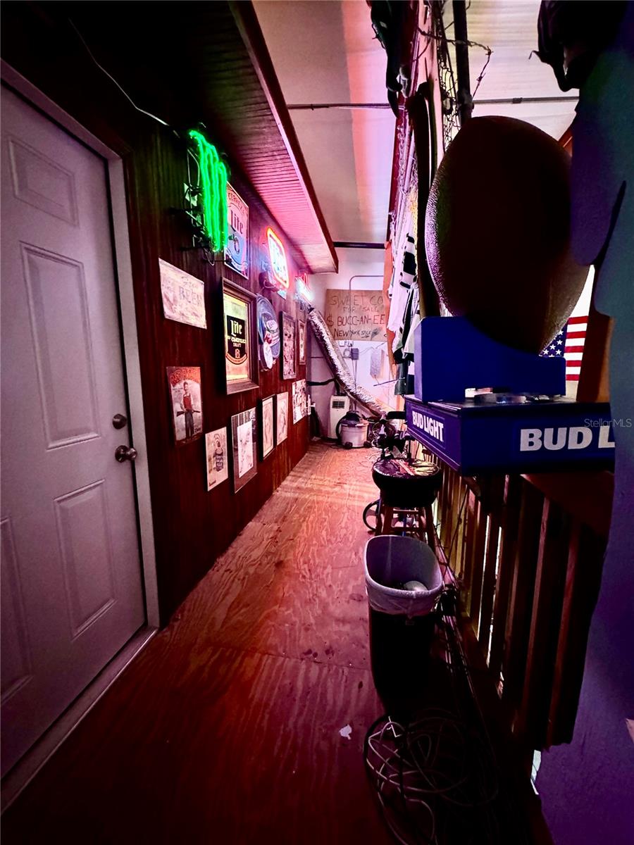 KNIGHTS TRAIL BUS SUITES BLDG B, NOKOMIS, FL, 34275