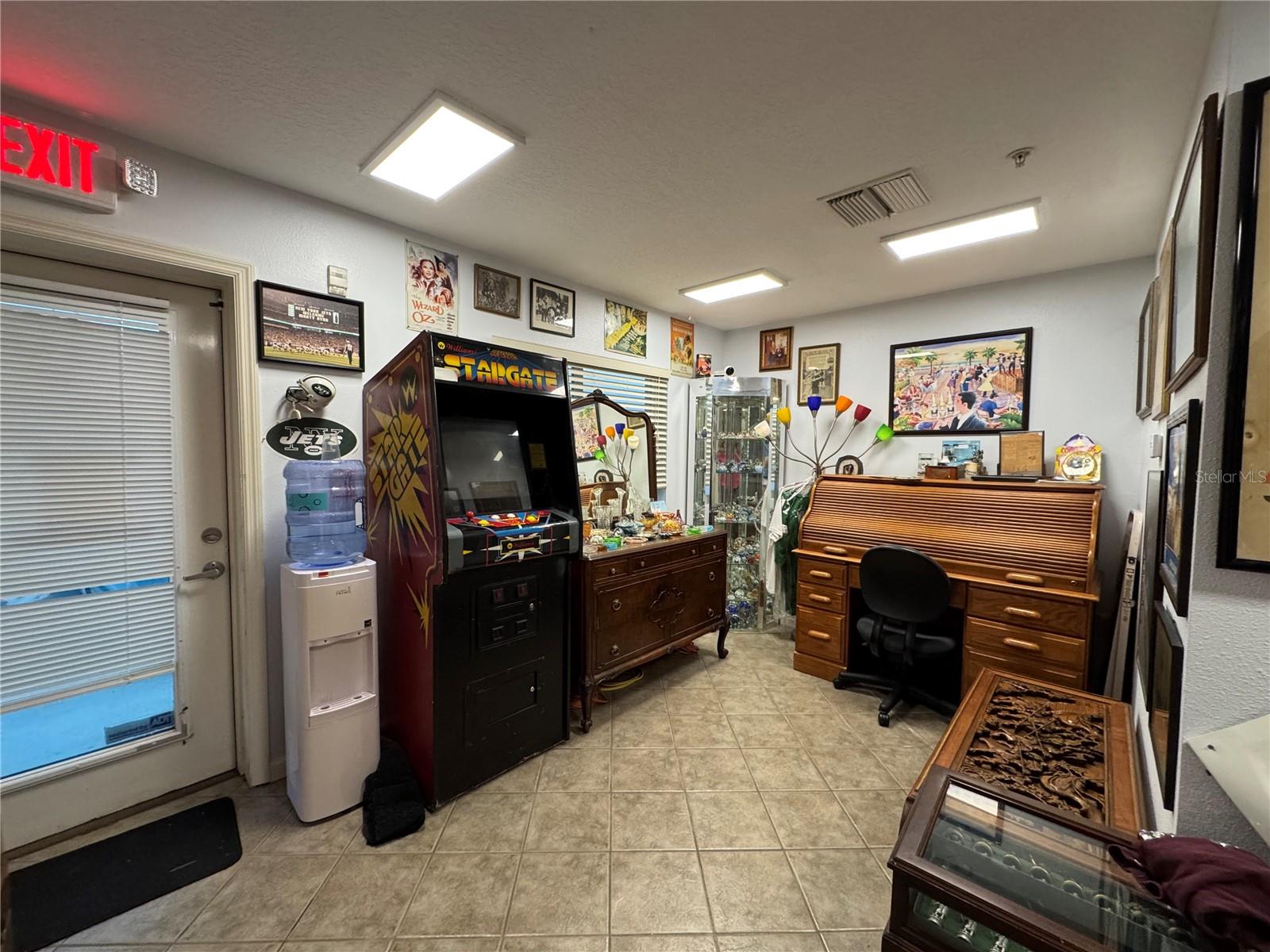 KNIGHTS TRAIL BUS SUITES BLDG B, NOKOMIS, FL, 34275