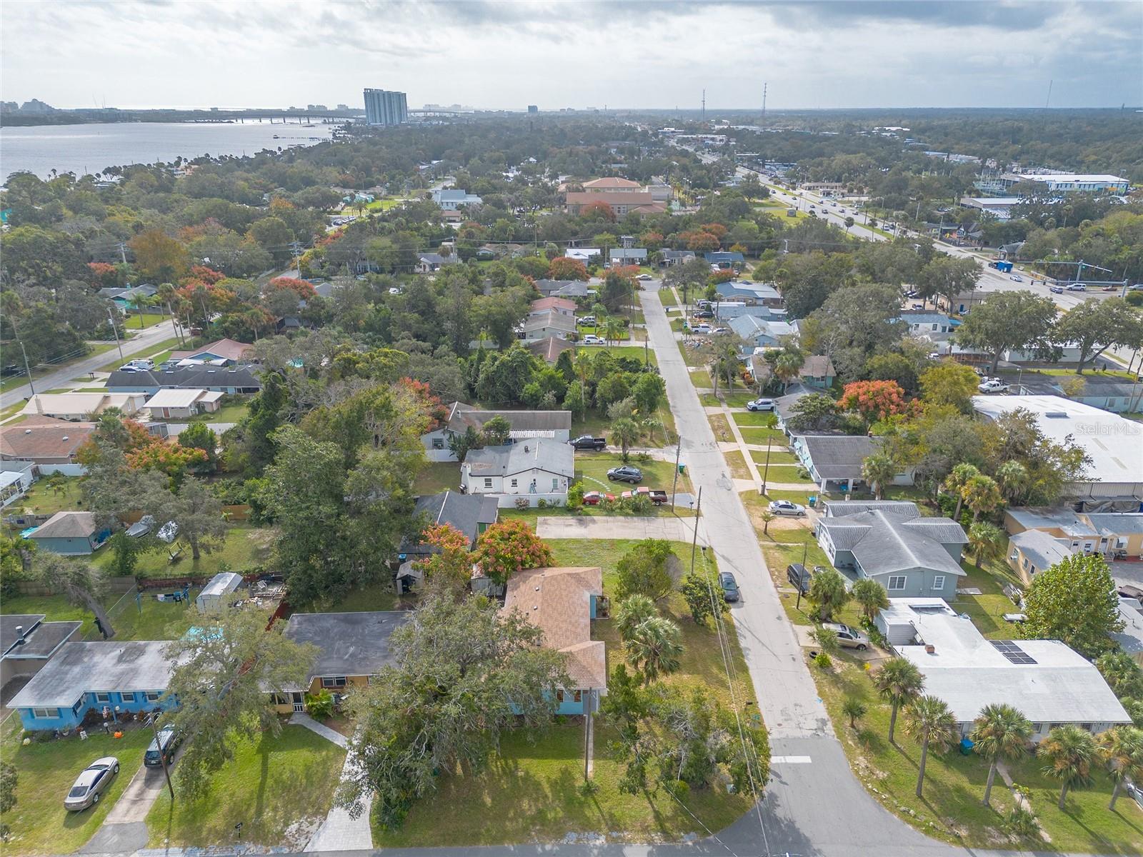 1147 HOLLY AVE, DAYTONA BEACH, FL, 32117