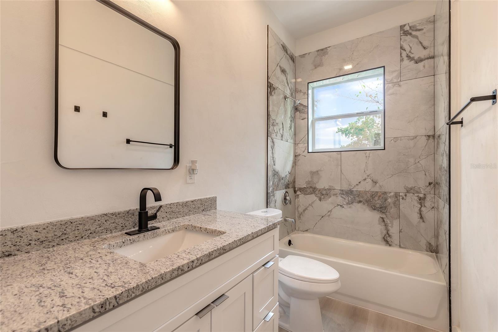 1147 HOLLY AVE, DAYTONA BEACH, FL, 32117