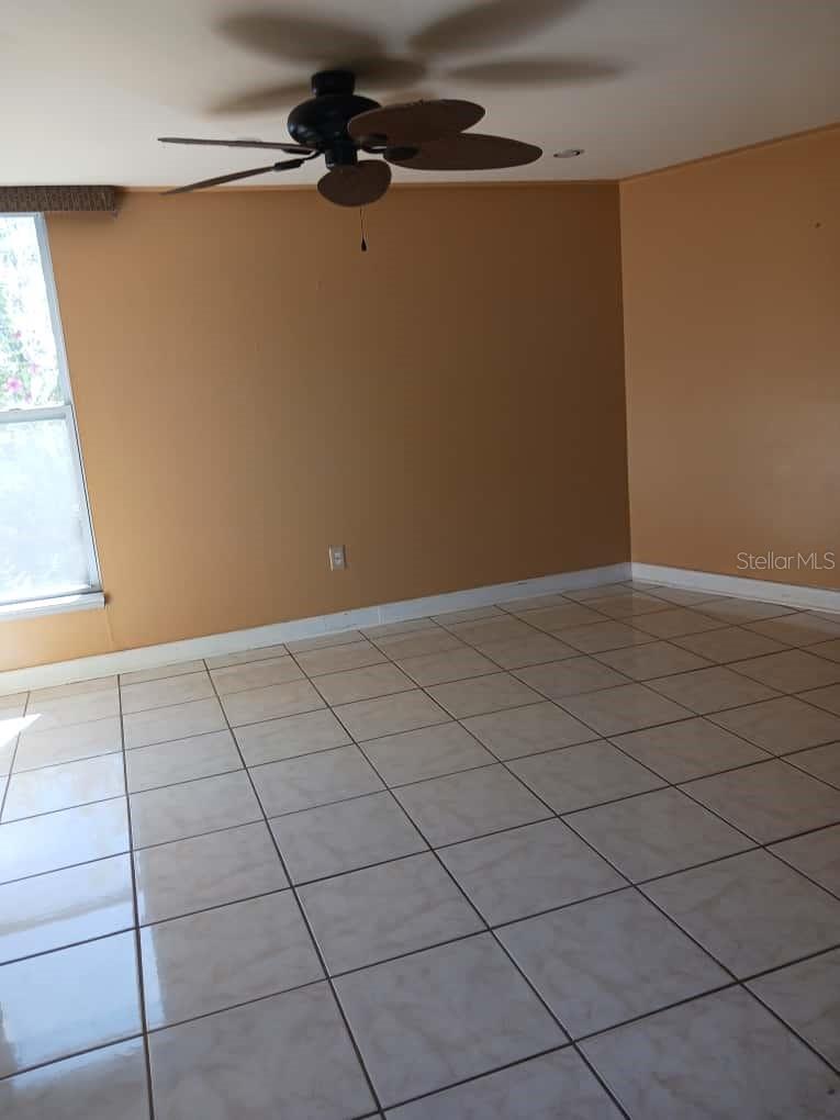 417 CLUB CIR, LAKESHORE, FL, 33854