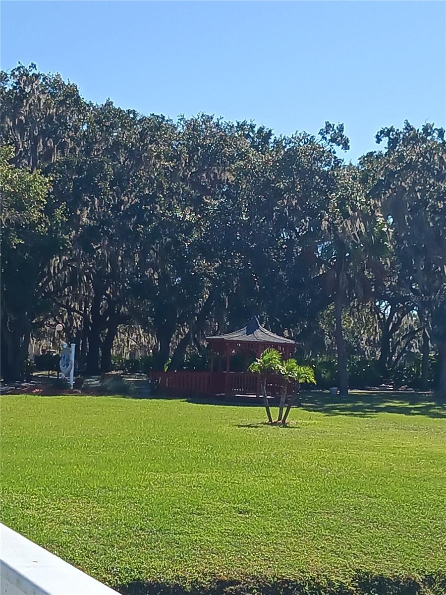 417 CLUB CIR, LAKESHORE, FL, 33854