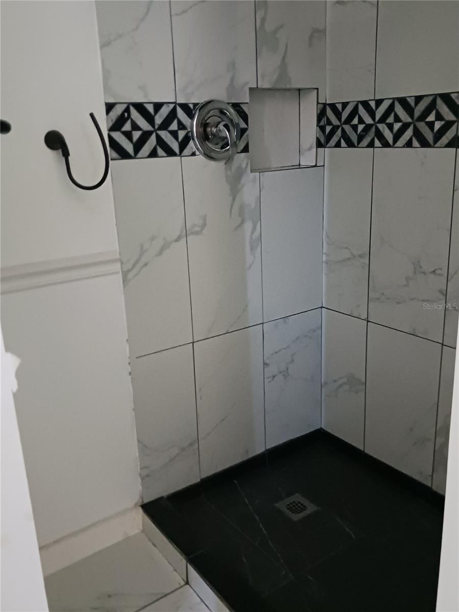 417 CLUB CIR, LAKESHORE, FL, 33854