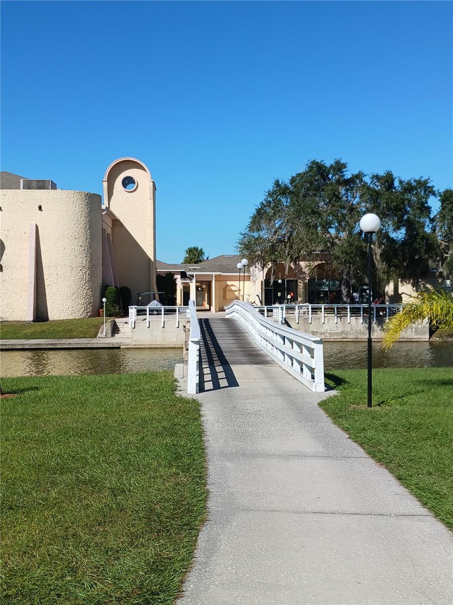 417 CLUB CIR, LAKESHORE, FL, 33854