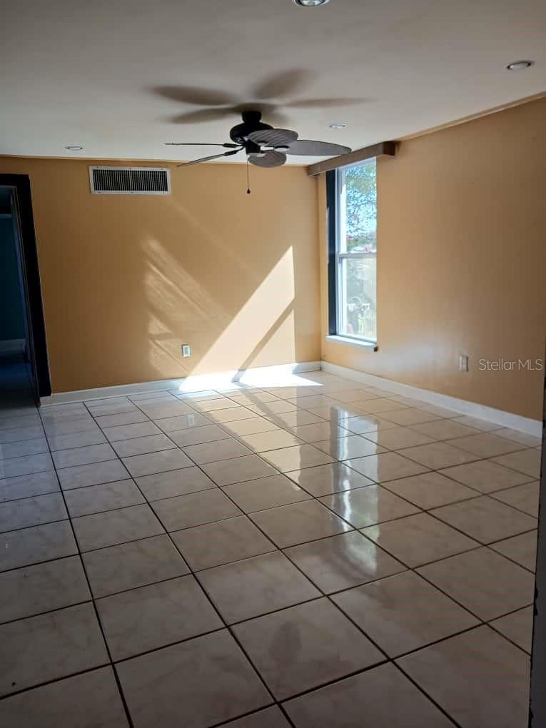 417 CLUB CIR, LAKESHORE, FL, 33854