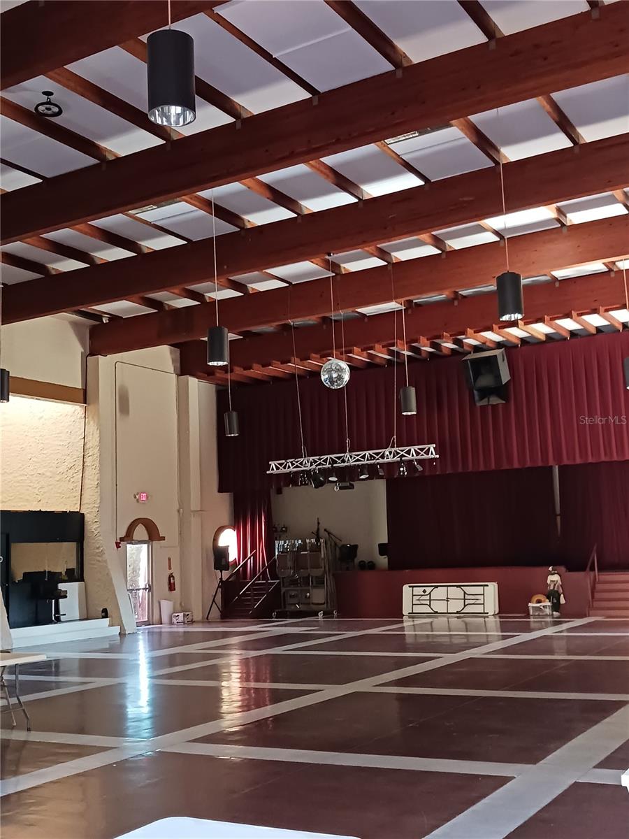 417 CLUB CIR, LAKESHORE, FL, 33854