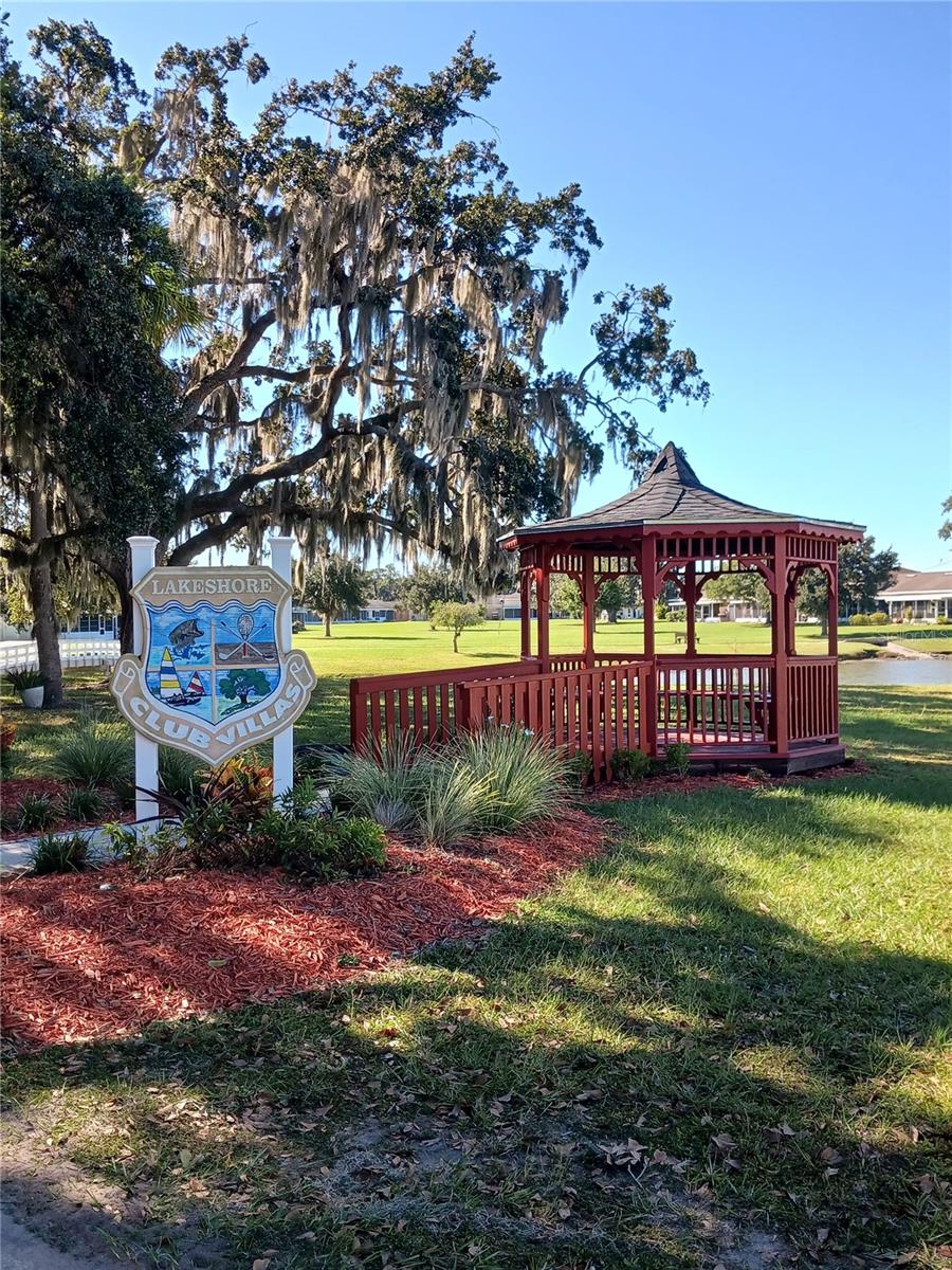 417 CLUB CIR, LAKESHORE, FL, 33854