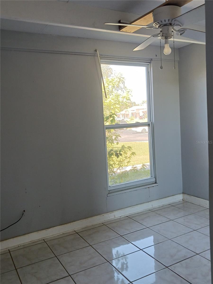 417 CLUB CIR, LAKESHORE, FL, 33854