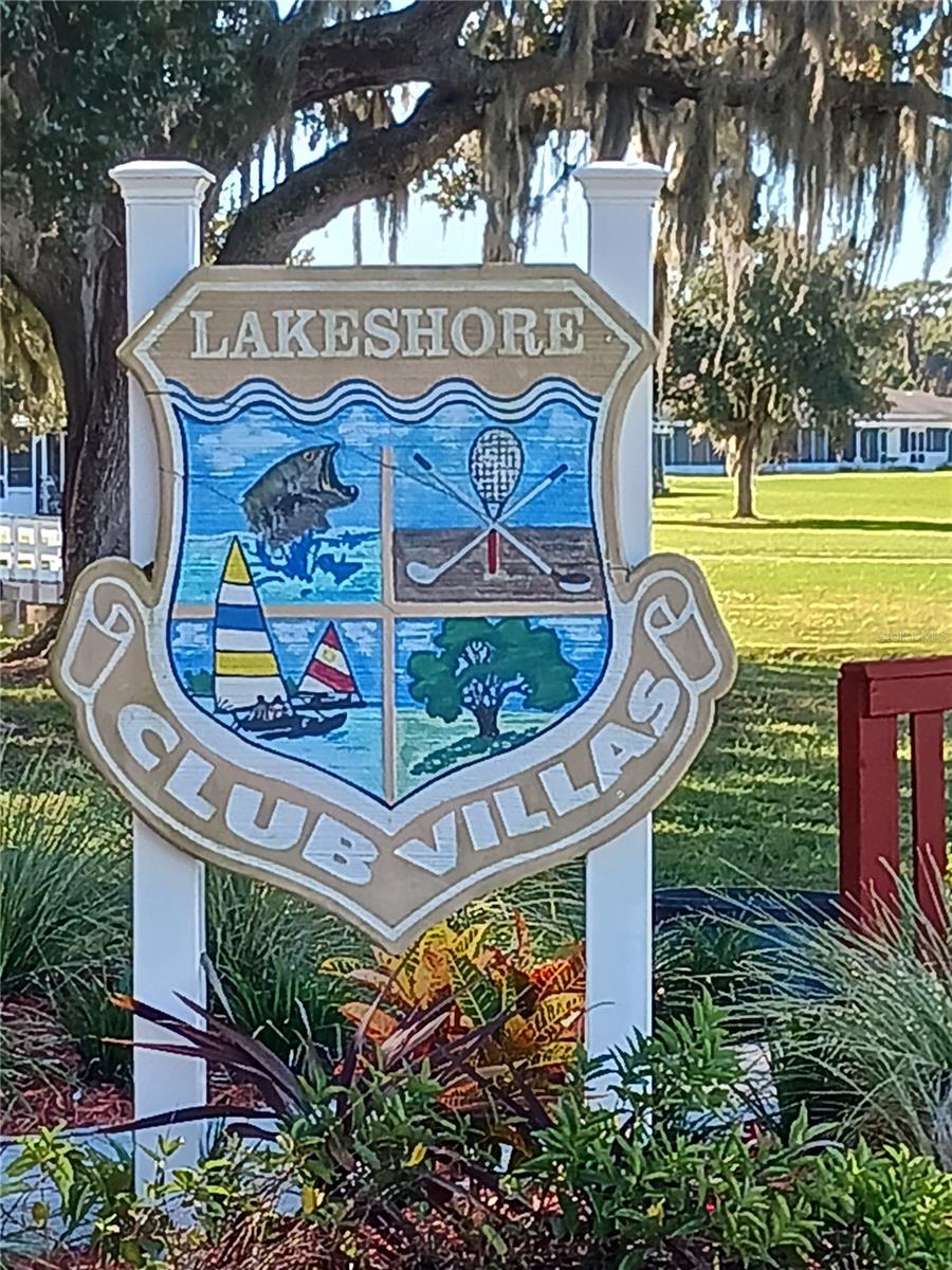 417 CLUB CIR, LAKESHORE, FL, 33854