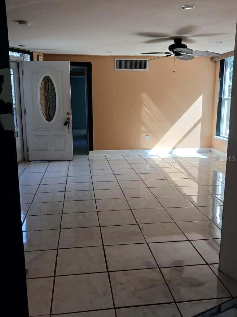 417 CLUB CIR, LAKESHORE, FL, 33854