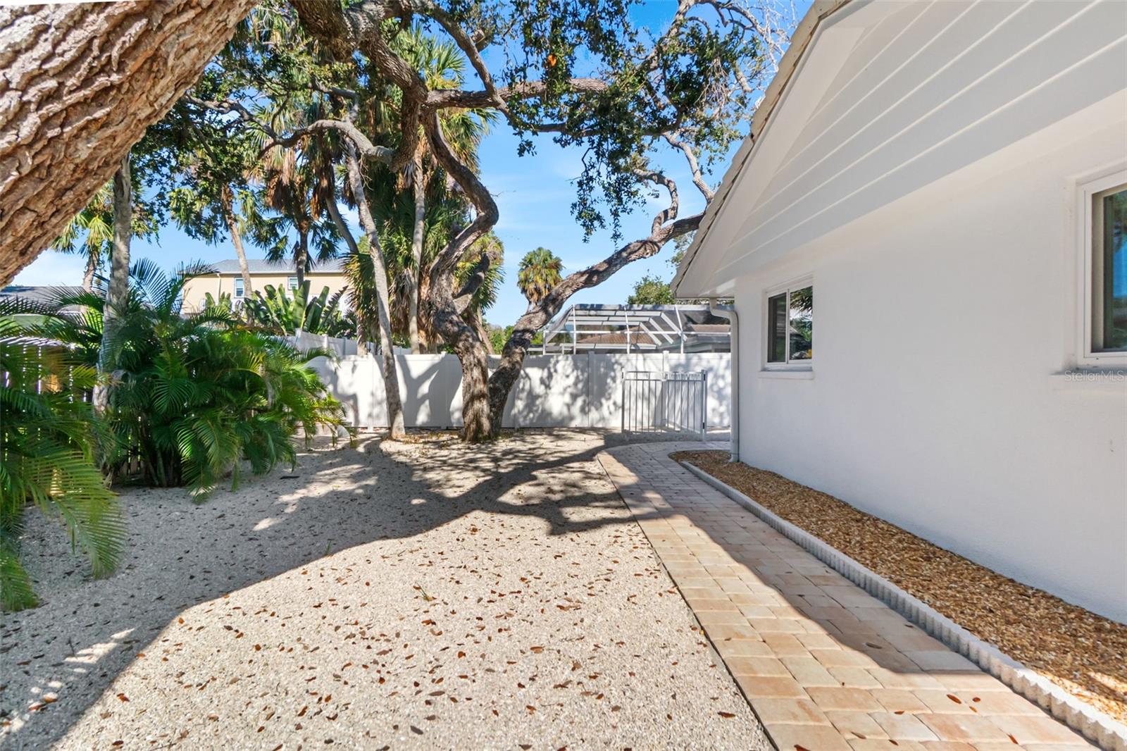 630 VENICE LN, SARASOTA, FL, 34242