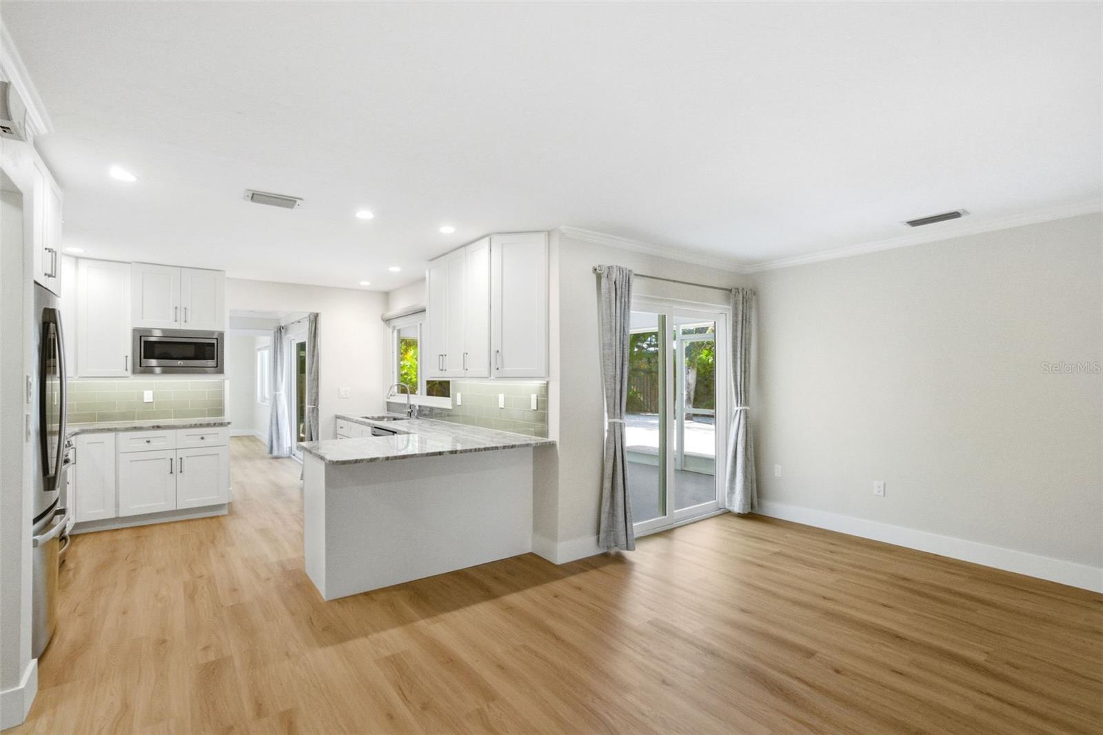 630 VENICE LN, SARASOTA, FL, 34242