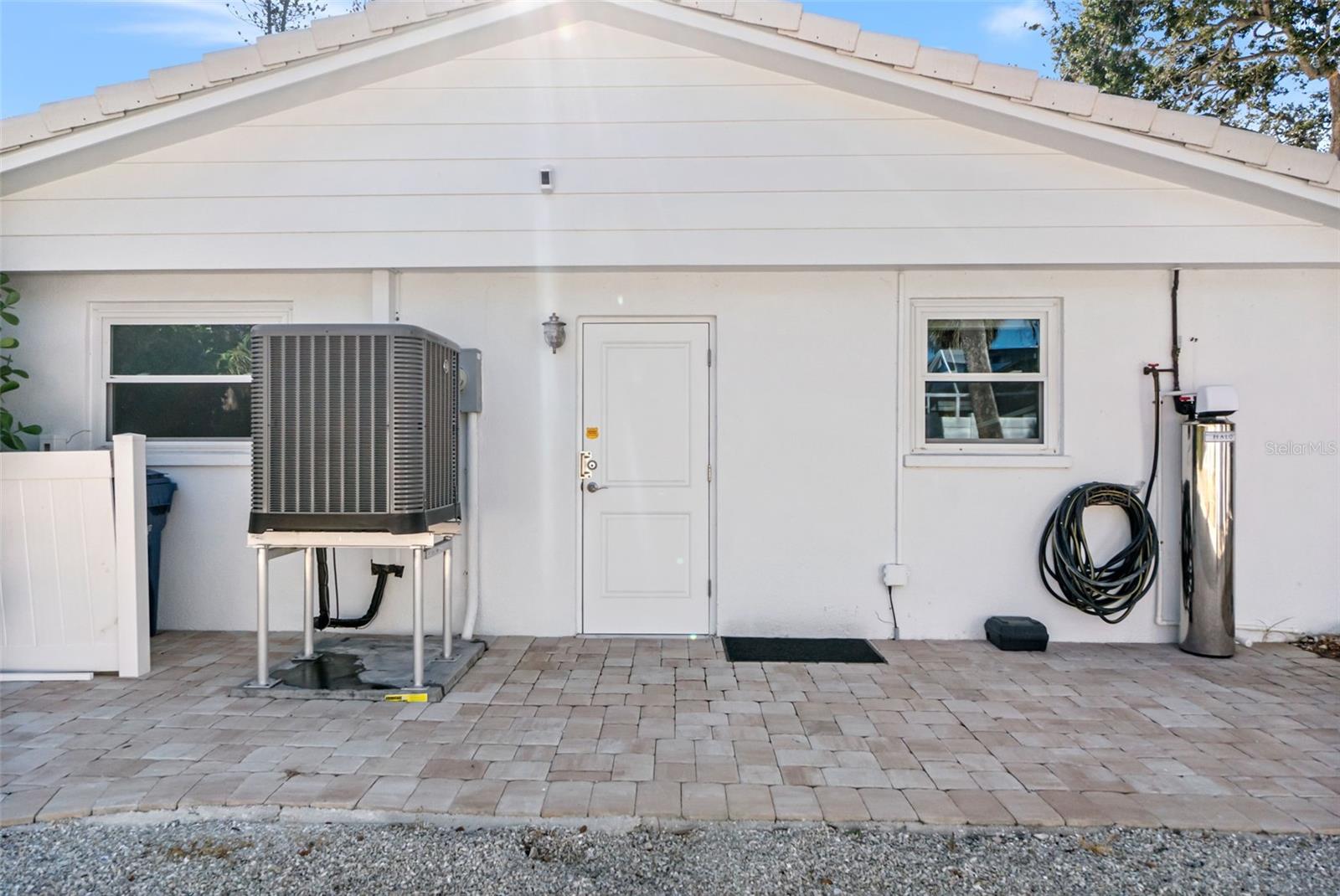 630 VENICE LN, SARASOTA, FL, 34242