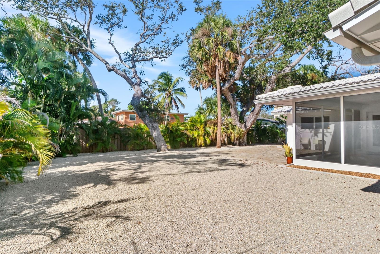 630 VENICE LN, SARASOTA, FL, 34242