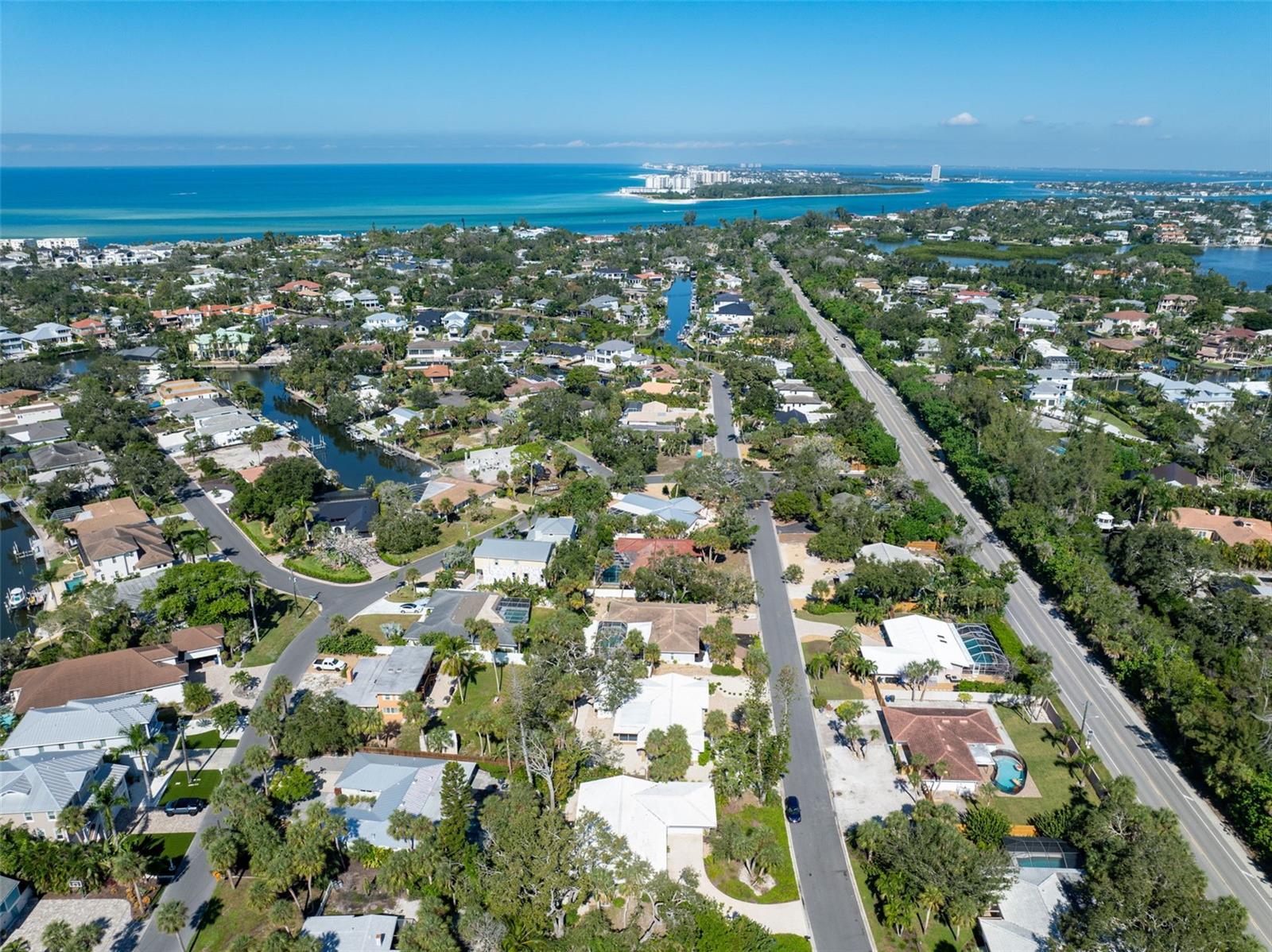 630 VENICE LN, SARASOTA, FL, 34242