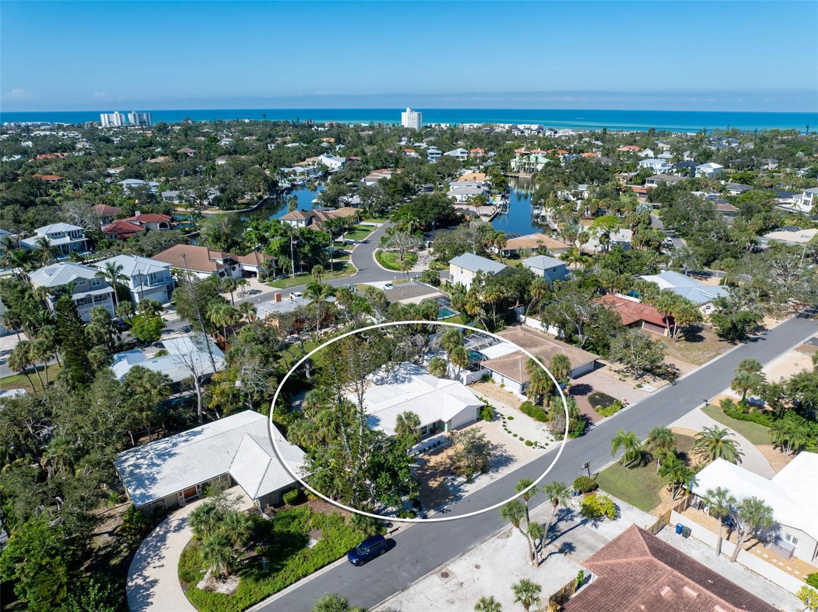 630 VENICE LN, SARASOTA, FL, 34242