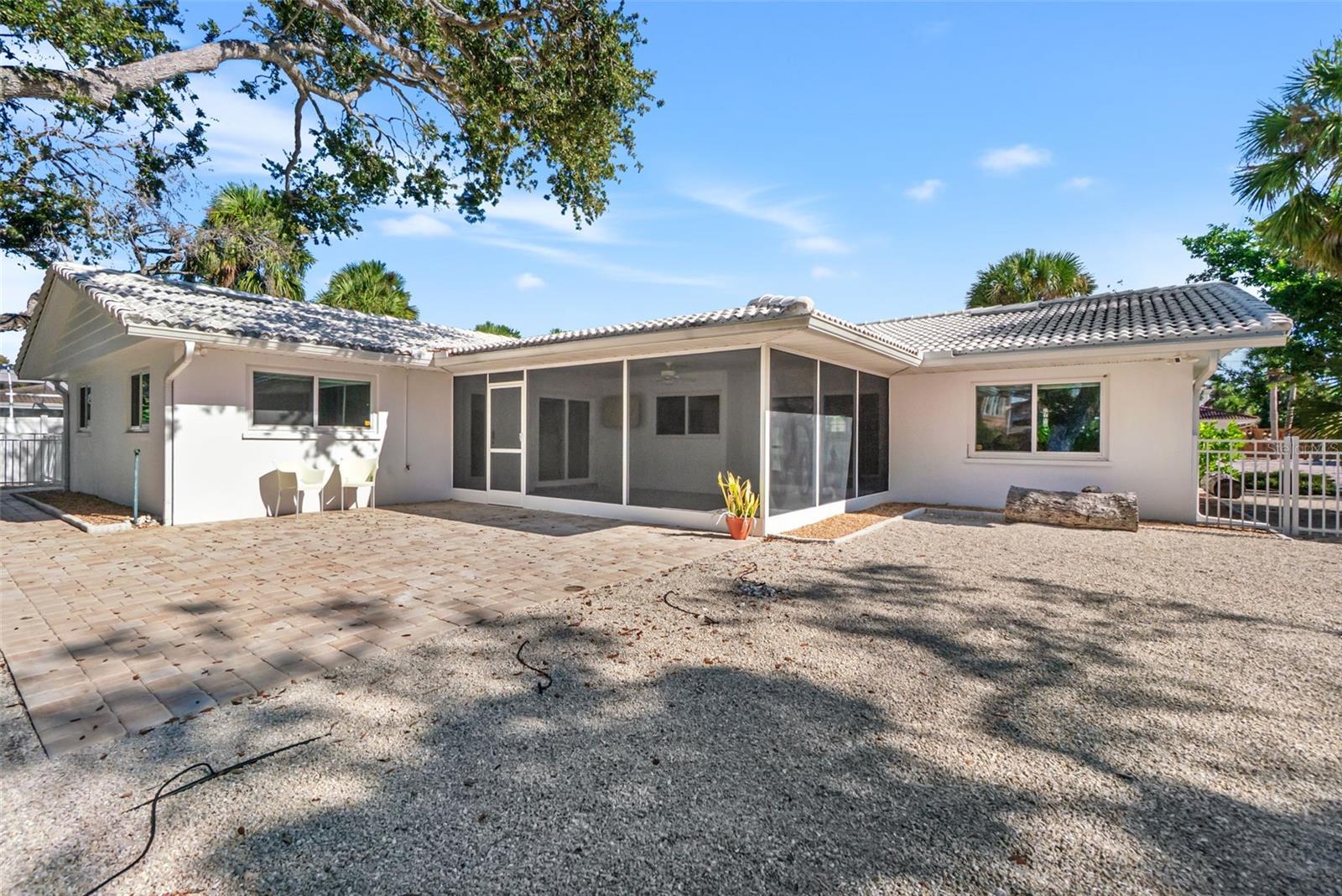 630 VENICE LN, SARASOTA, FL, 34242
