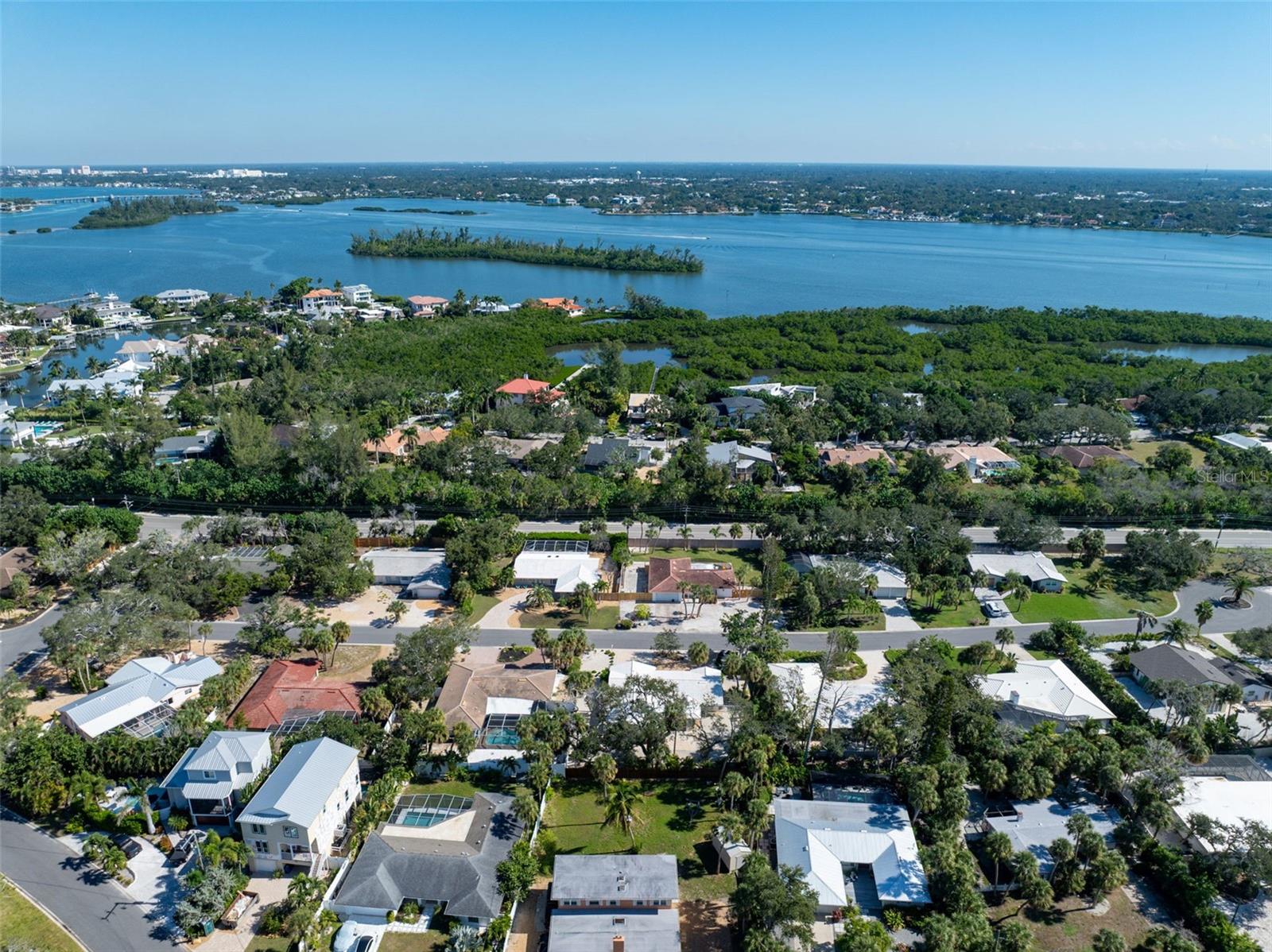 630 VENICE LN, SARASOTA, FL, 34242