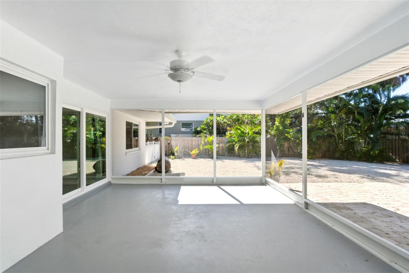 630 VENICE LN, SARASOTA, FL, 34242