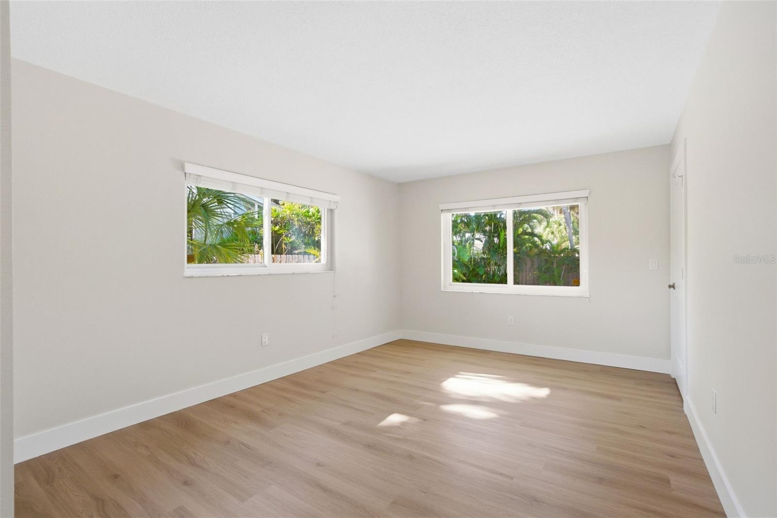 630 VENICE LN, SARASOTA, FL, 34242