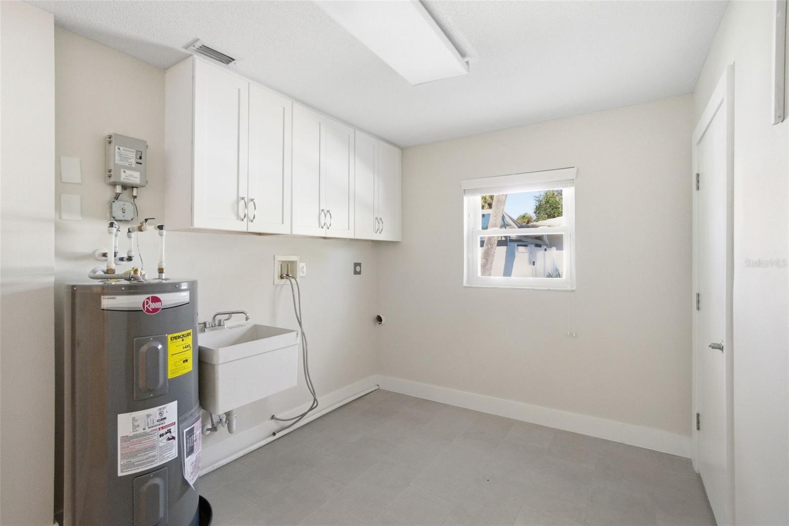 630 VENICE LN, SARASOTA, FL, 34242