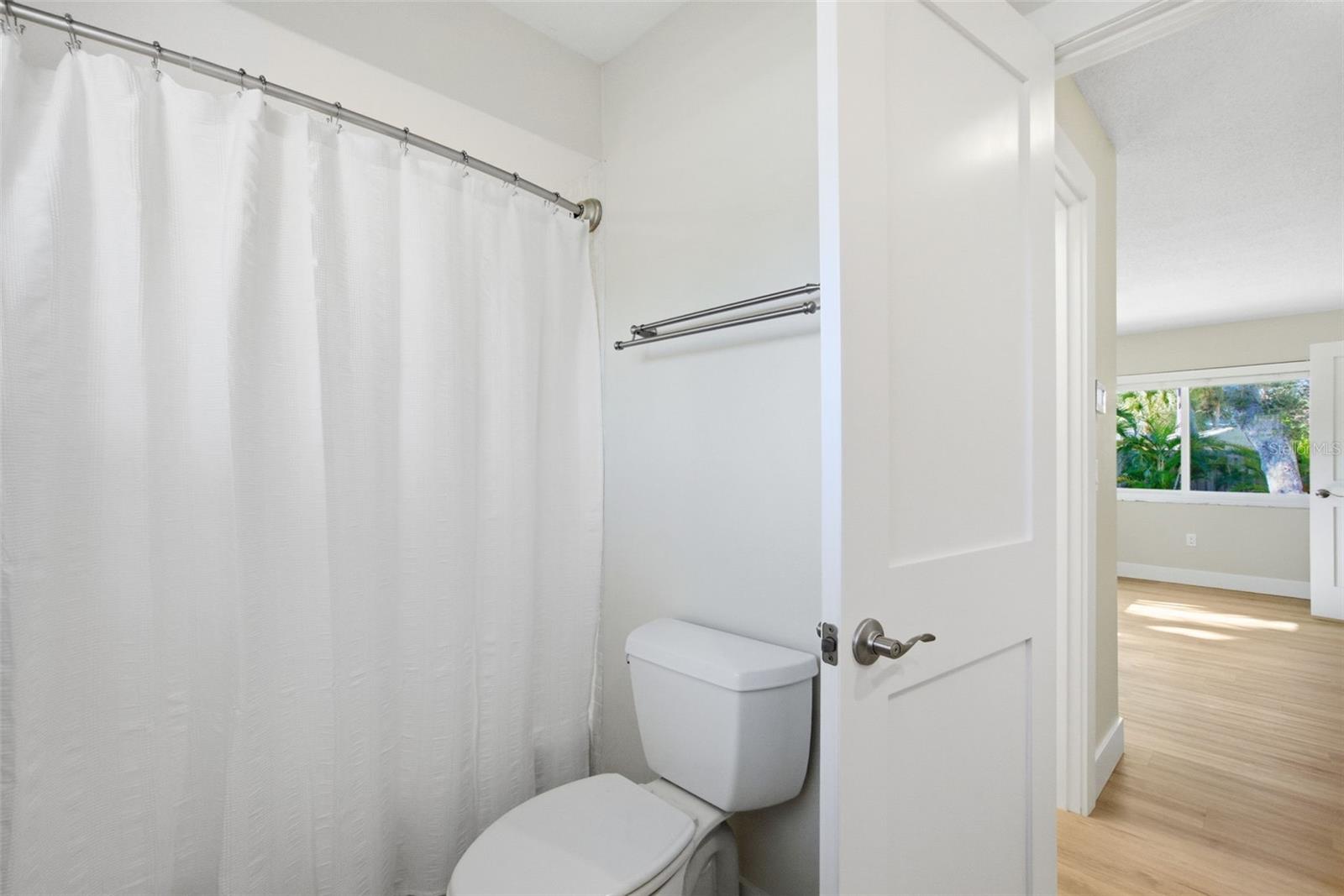 630 VENICE LN, SARASOTA, FL, 34242