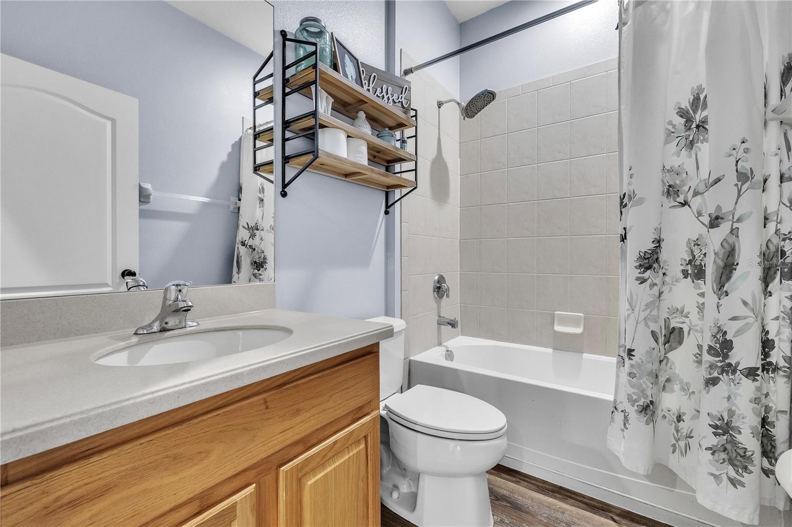 714 GRIFFEN HEIGHTS CT, RUSKIN, FL, 33570