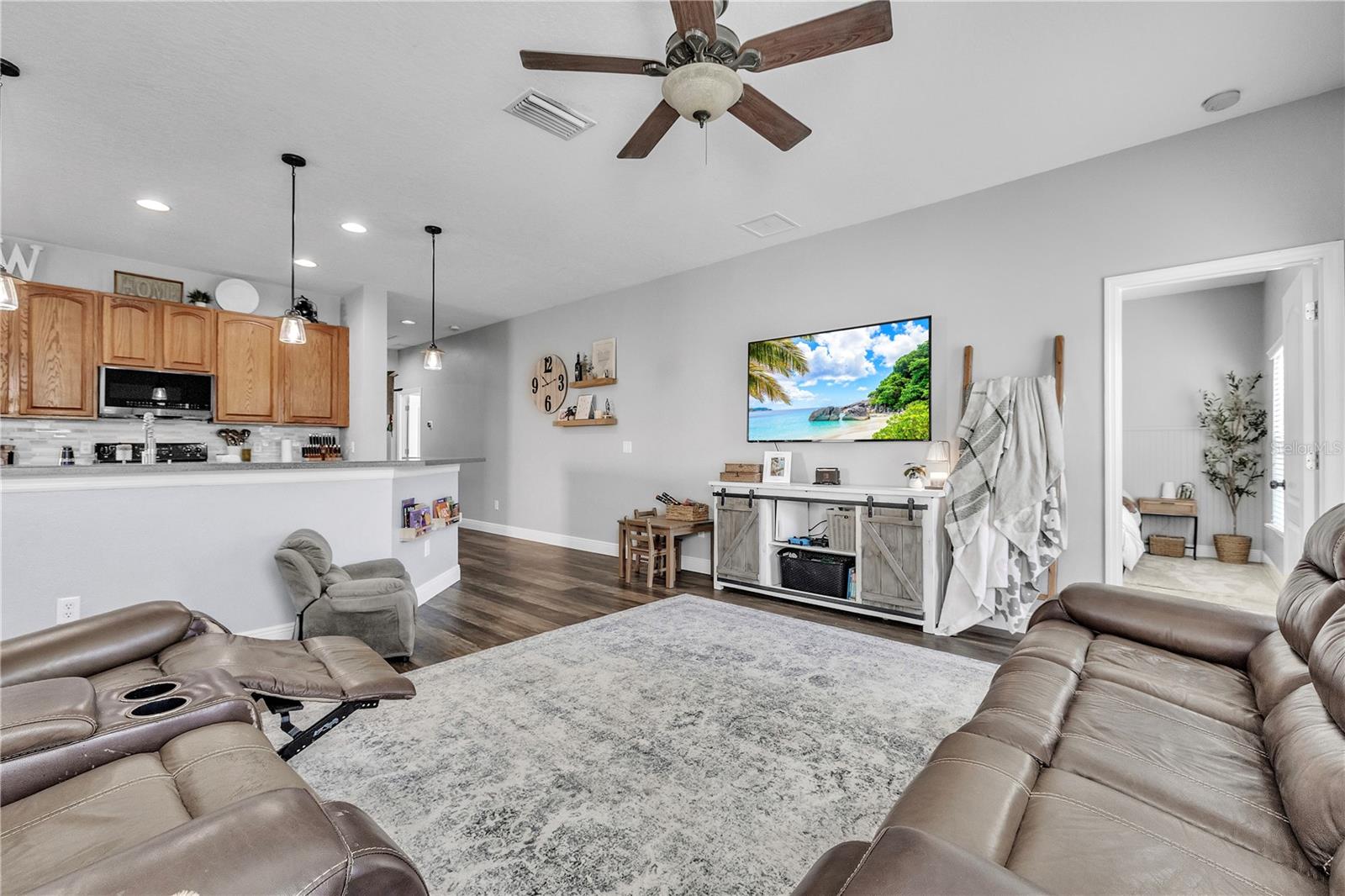 714 GRIFFEN HEIGHTS CT, RUSKIN, FL, 33570