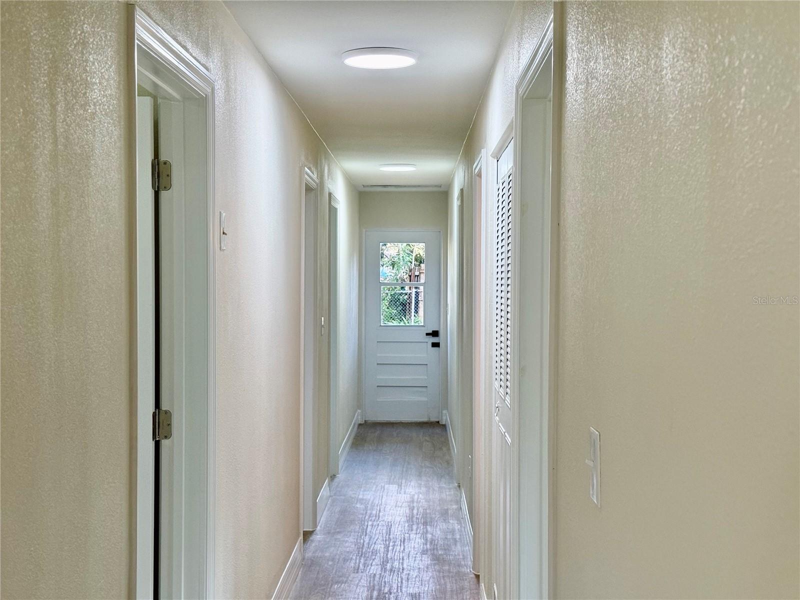 1215 W BERESFORD AVE, DELAND, FL, 32720