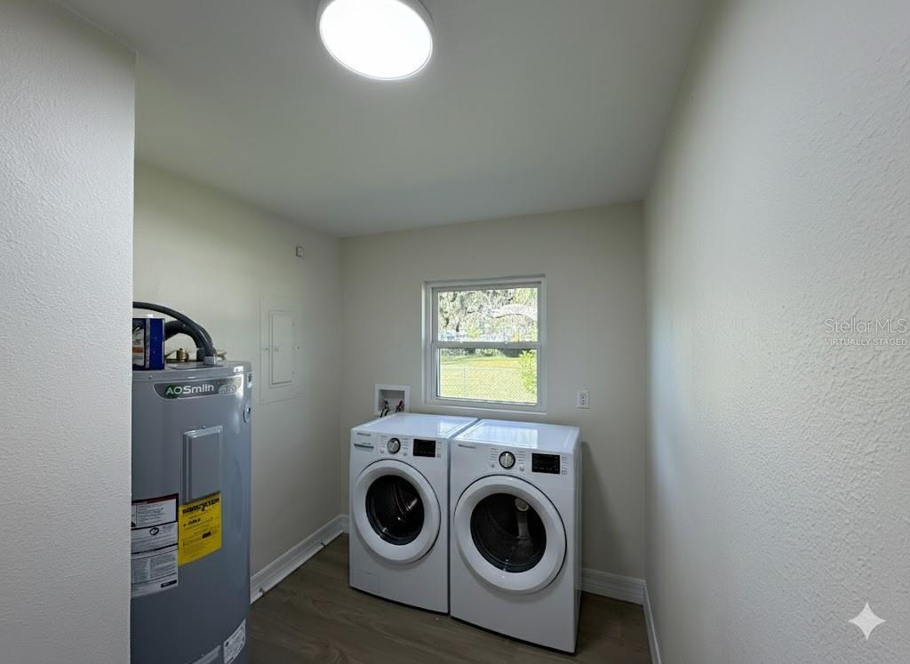 1215 W BERESFORD AVE, DELAND, FL, 32720