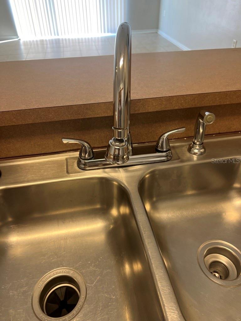 7632 MERCHANTVILLE CIR, ZEPHYRHILLS, FL, 33540