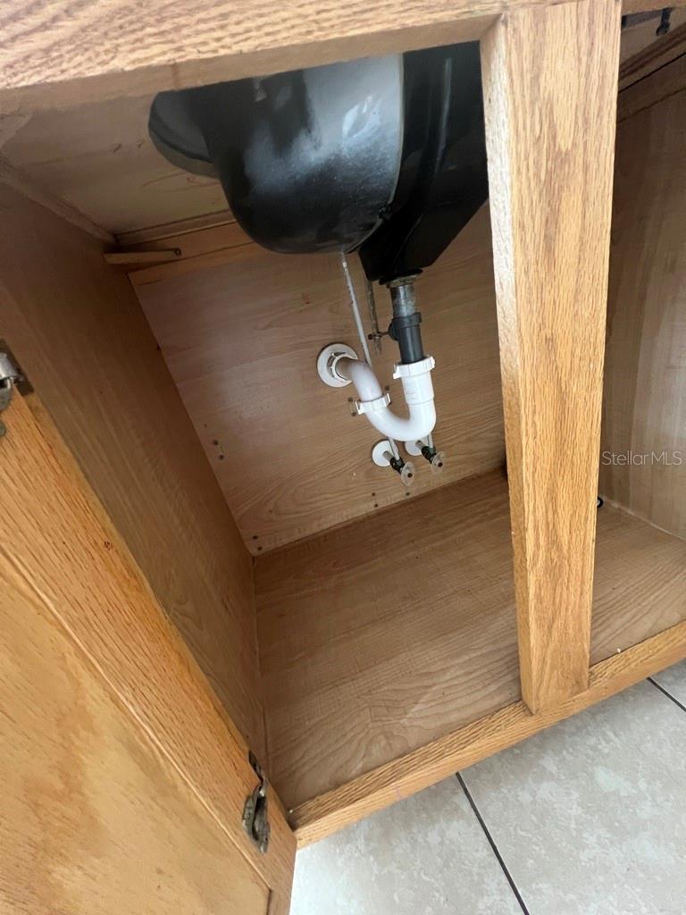 7632 MERCHANTVILLE CIR, ZEPHYRHILLS, FL, 33540