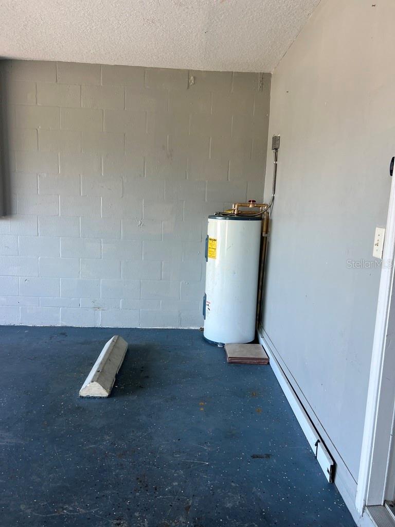 7632 MERCHANTVILLE CIR, ZEPHYRHILLS, FL, 33540