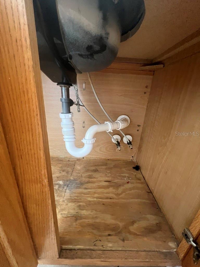 7632 MERCHANTVILLE CIR, ZEPHYRHILLS, FL, 33540