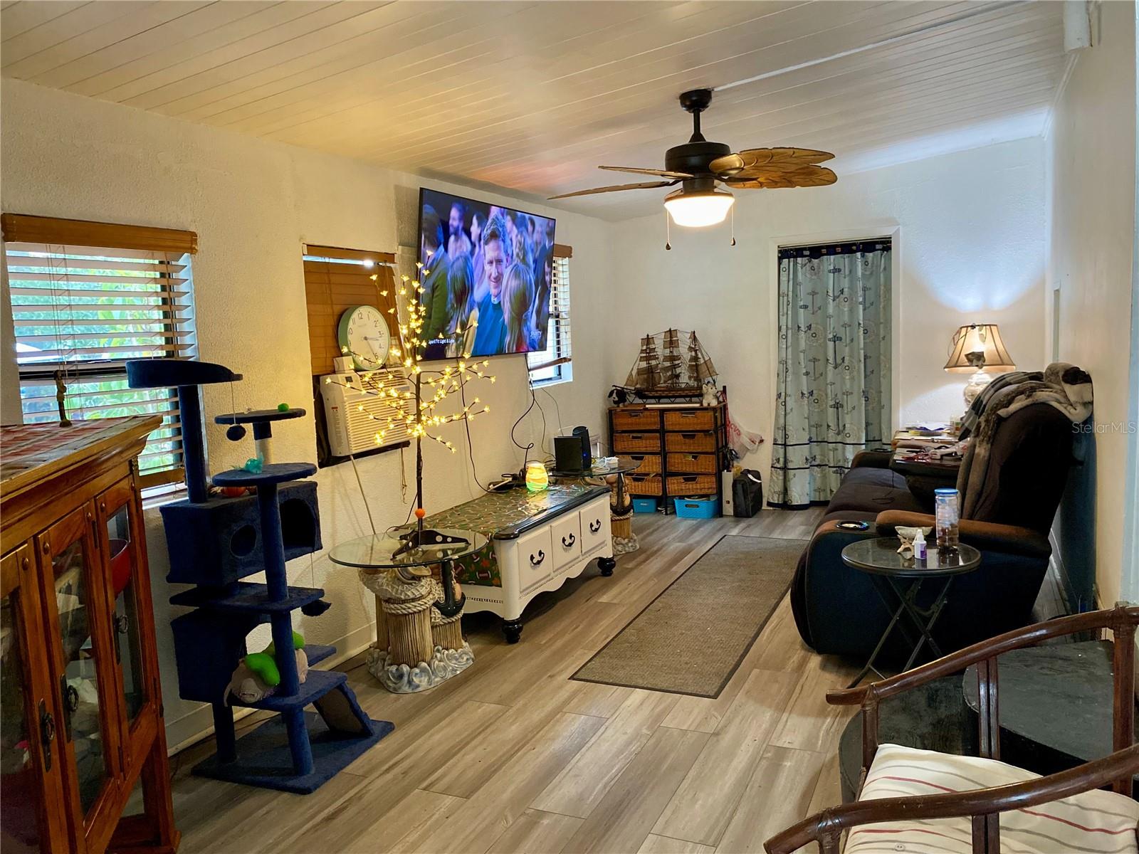 9475 GRAY FOX DR, WEEKI WACHEE, FL, 34613